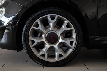 Voertuigafbeelding 3