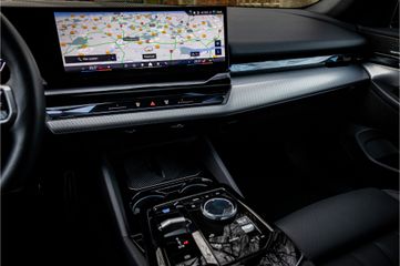 Voertuigafbeelding 9