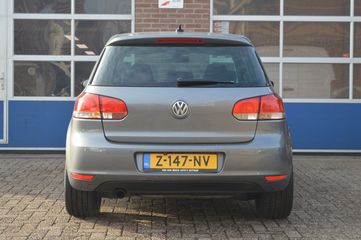 Voertuigafbeelding 8