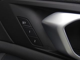 Voertuigafbeelding 38