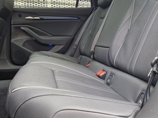 Voertuigafbeelding 30