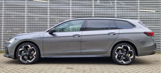 Voertuigafbeelding 8