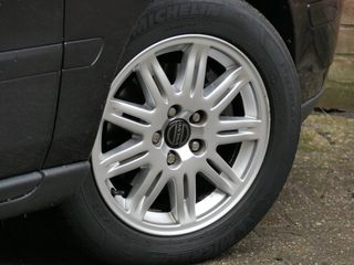 Voertuigafbeelding 18