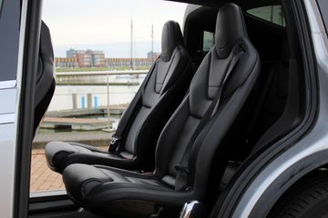 Voertuigafbeelding 12