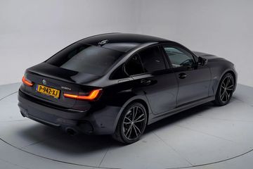 Voertuigafbeelding 16