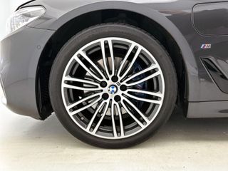 Voertuigafbeelding 19