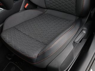 Voertuigafbeelding 12