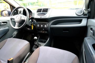 Voertuigafbeelding 4