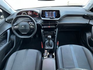 Voertuigafbeelding 9