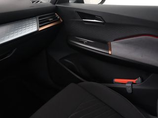 Voertuigafbeelding 24