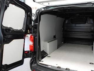 Voertuigafbeelding 9