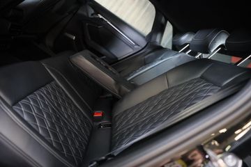 Voertuigafbeelding 31