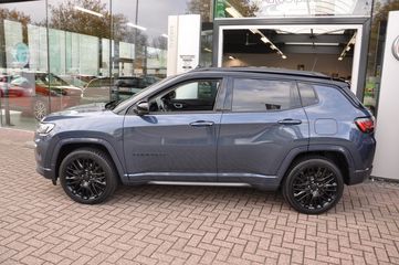 Voertuigafbeelding 3