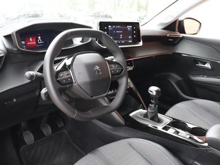 Voertuigafbeelding 8