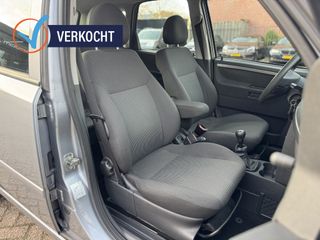 Voertuigafbeelding 16