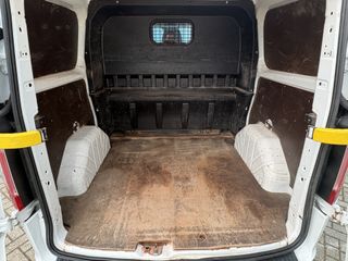 Voertuigafbeelding 12