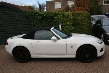 Voertuigafbeelding 3