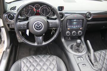 Voertuigafbeelding 4