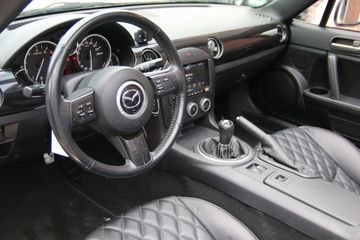 Voertuigafbeelding 5