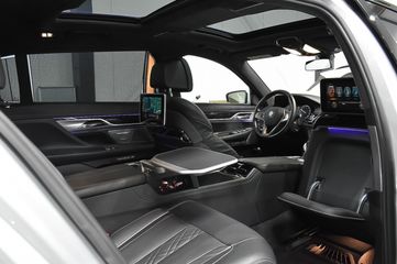 Voertuigafbeelding 2