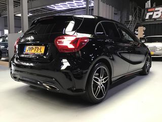 Voertuigafbeelding 7