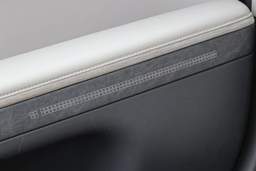 Voertuigafbeelding 34