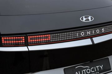 Voertuigafbeelding 9