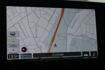 Voertuigafbeelding 9