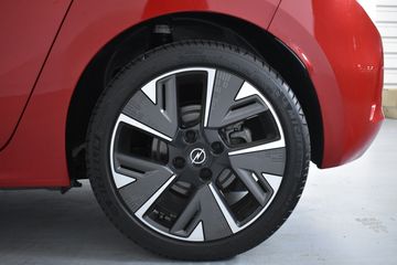 Voertuigafbeelding 13