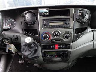 Voertuigafbeelding 12