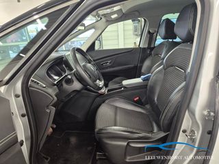 Voertuigafbeelding 12