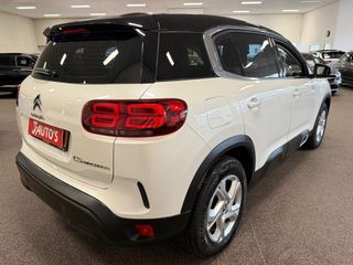 Voertuigafbeelding 4