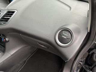 Voertuigafbeelding 38