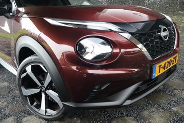 Voertuigafbeelding 6