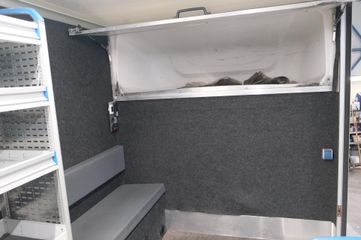 Voertuigafbeelding 4