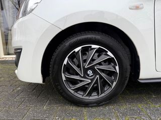 Voertuigafbeelding 12