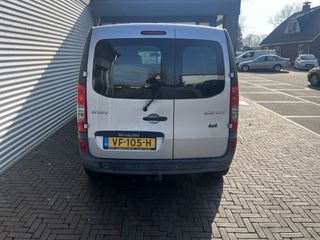 Voertuigafbeelding 4