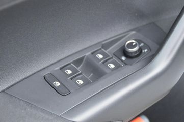 Voertuigafbeelding 68