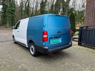 Voertuigafbeelding 3