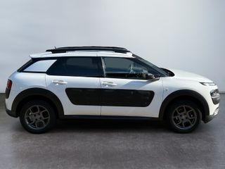 Voertuigafbeelding 5