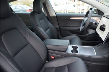 Voertuigafbeelding 2