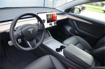 Voertuigafbeelding 8