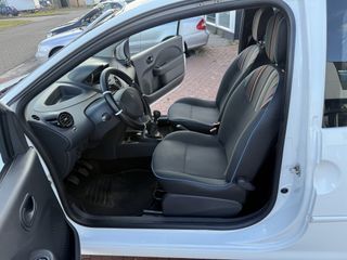 Voertuigafbeelding 37