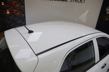 Voertuigafbeelding 17