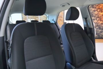 Voertuigafbeelding 28