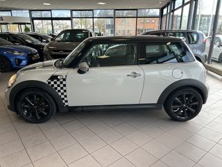 Voertuigafbeelding 8