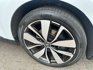 Voertuigafbeelding 3