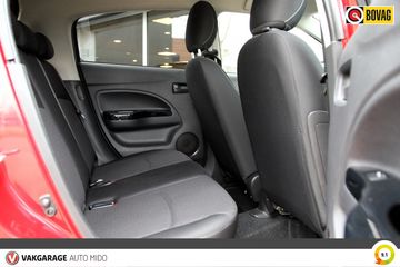 Voertuigafbeelding 12