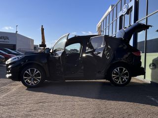 Voertuigafbeelding 9