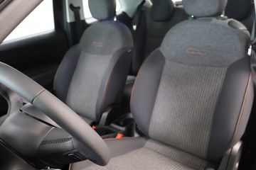 Voertuigafbeelding 8